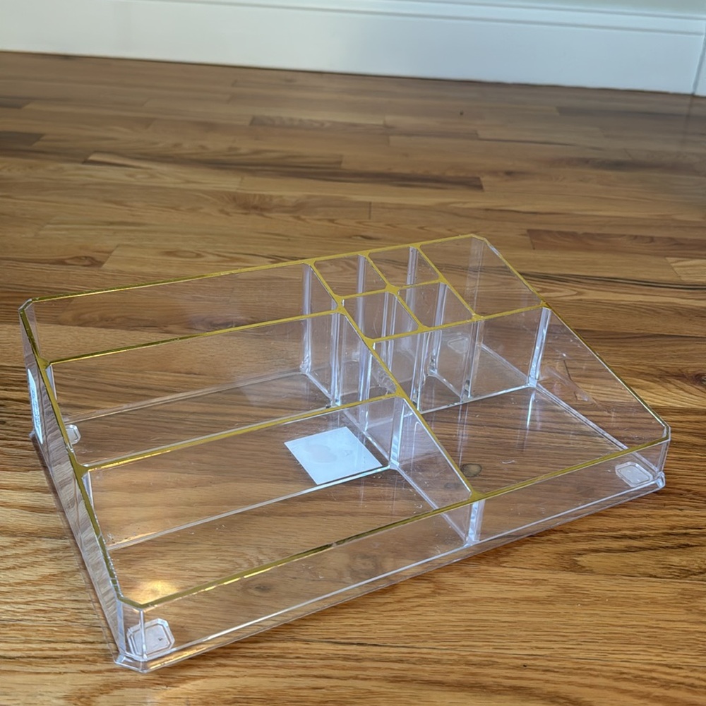 Clear Acrylic makeup Organizer